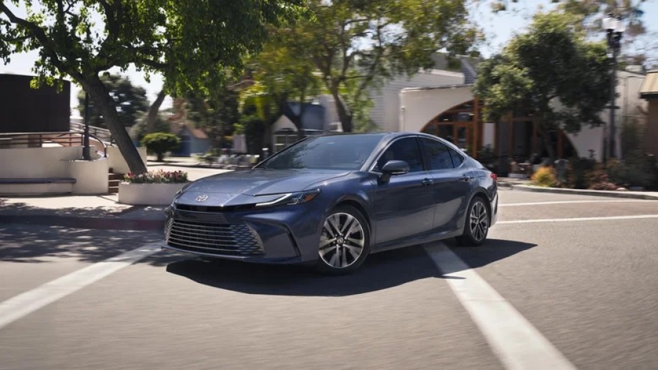 2026-toyota-camry-1776329674.jpg