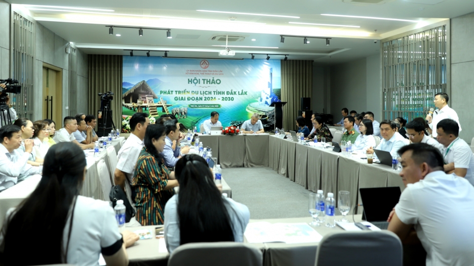27-5_hoi_thao_3.jpg