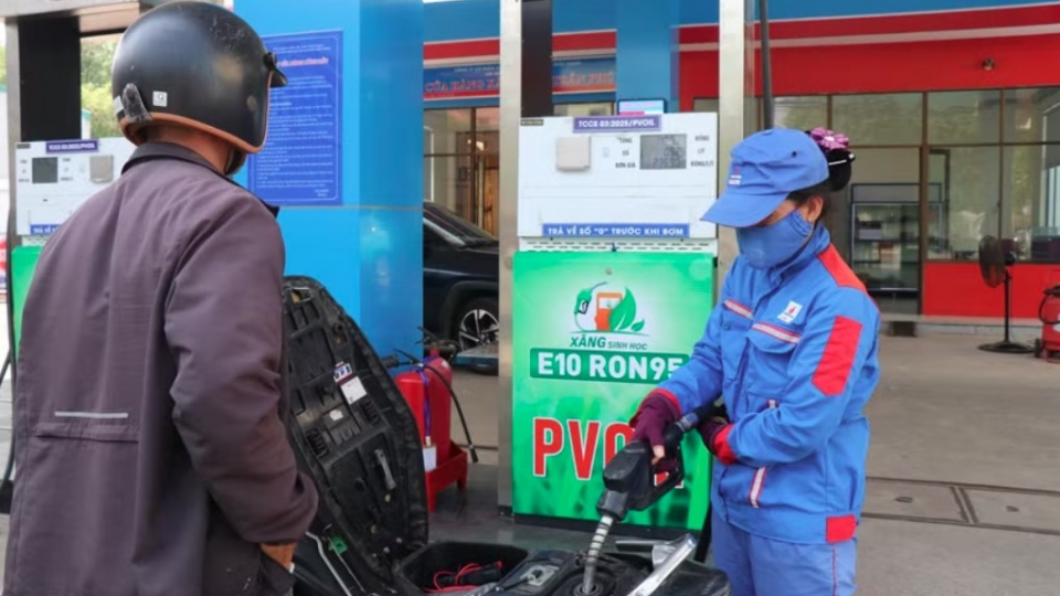 E10 biofuel_0.jpg