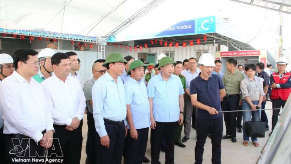 Gia Binh Airport.jpg