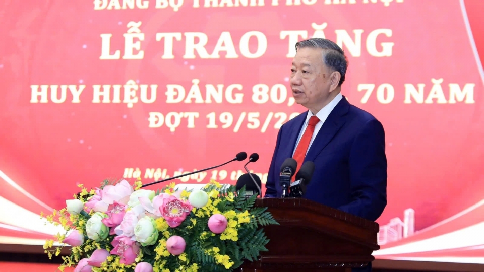 Party General Secretary and State President To Lam speaks 1.jpg