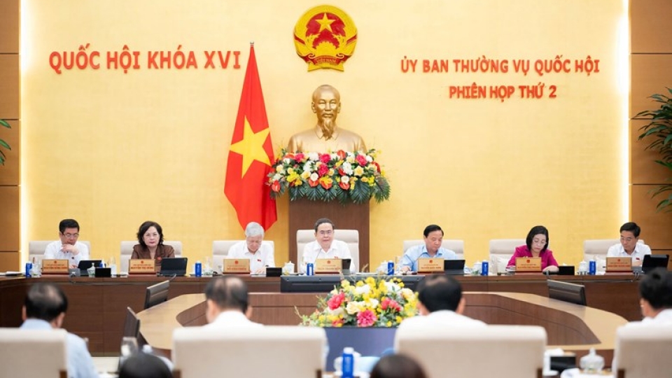 Uy ban thuong vu quoc hoi phien hop thu 2.jpg