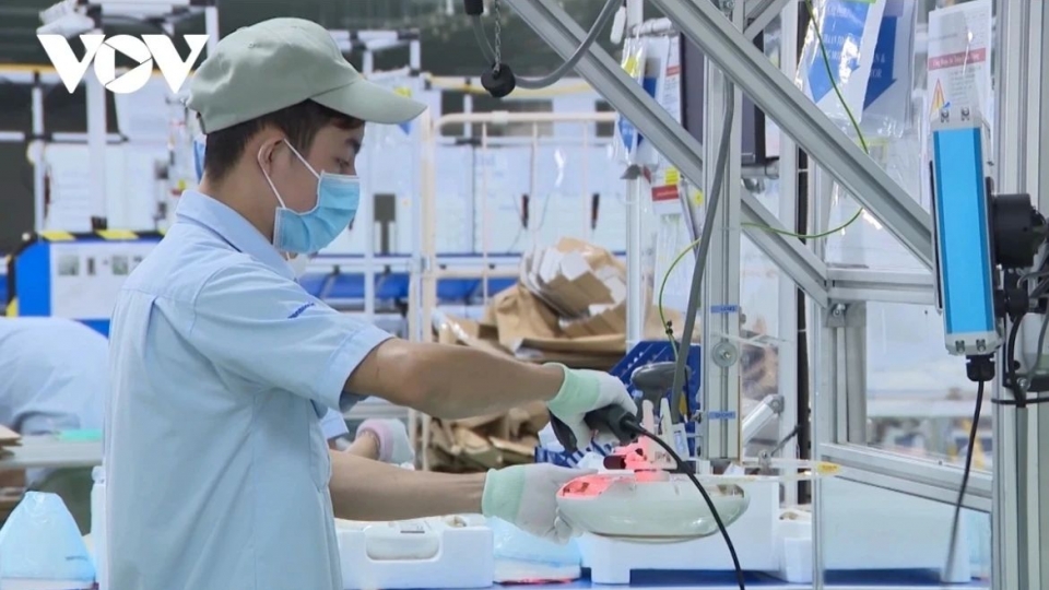 Vietnam recorded strong growth in business registrations after cutting thousands of administrative procedures and business conditions under Resolution 68..jpg