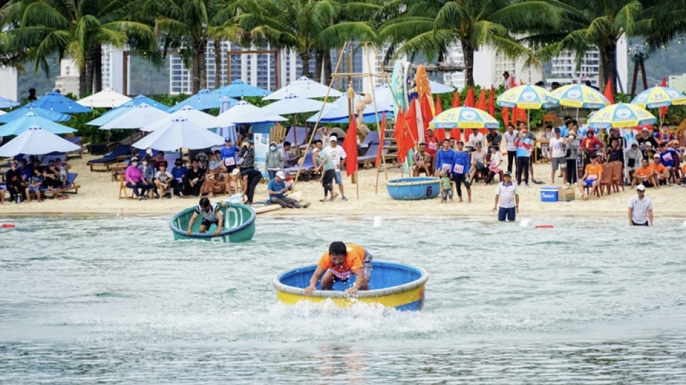 boat_race.jpg