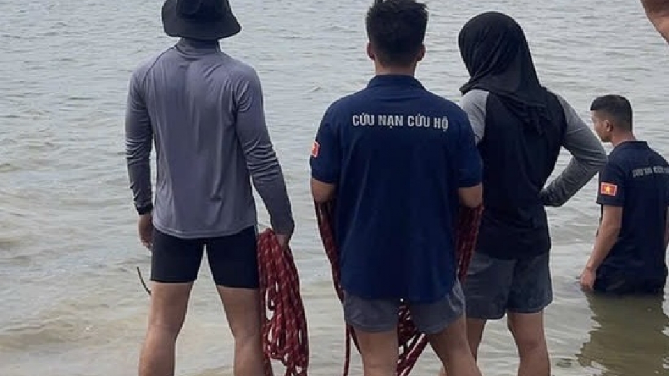cuu_hquoc_2_.jpg