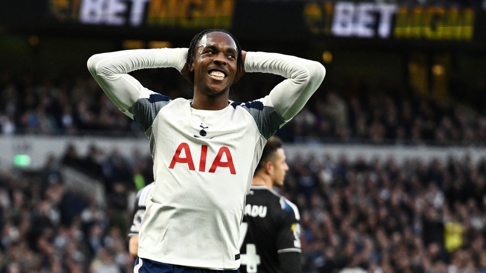 ket_qua_bong_da_hom_nay_tottenham_1-1_leeds_2.jpg
