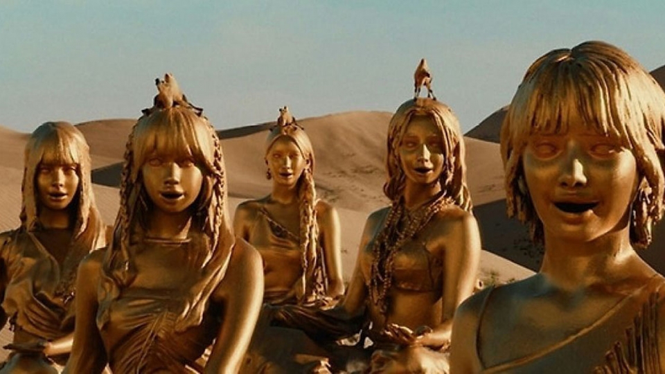 le_sserafim_1_1.jpg