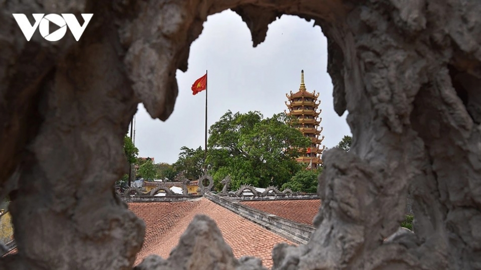 Inside Ninh Binh’s over-500-year-old “Hundred-Room Pagoda”