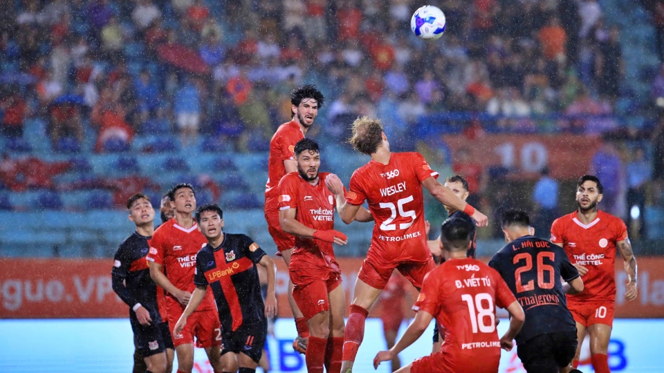 ninh_binh_fc_vs_the_cong_viettel.jpg