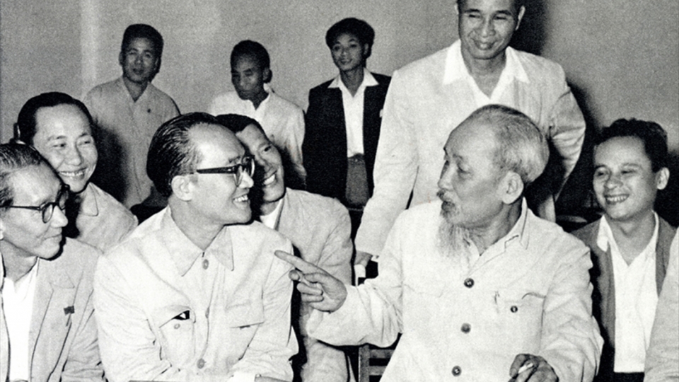 noi_chuyen.jpg