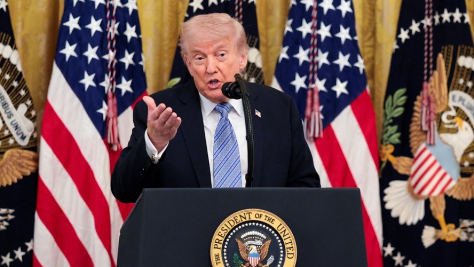 ong_trump_canh_bao_se_nem_bom_iran_neu_khong_dat_duoc_thoa_thuan_hoa_binh._reuters.jpg