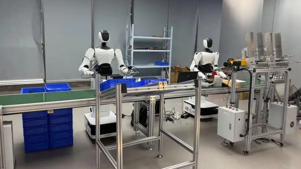 robot Trung Quoc, day chuyen san xuat may tinh, trung tam thi diem ung dung AI Trung Quoc -tan hoa xa_0.jpg