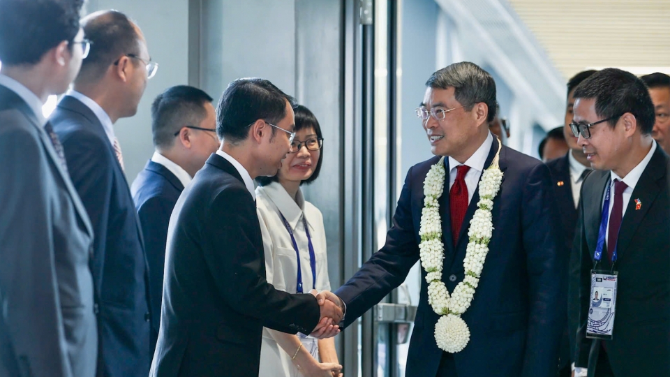 thu tuong le minh hung du hoi nghi cap cao asean3.jpg