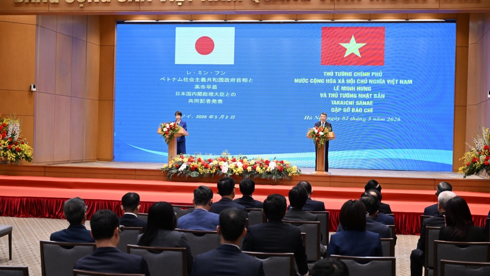 thu_tuong_le_minh_hung_va_thu_tuong_nhat_ban_hop_bao_1.jpg
