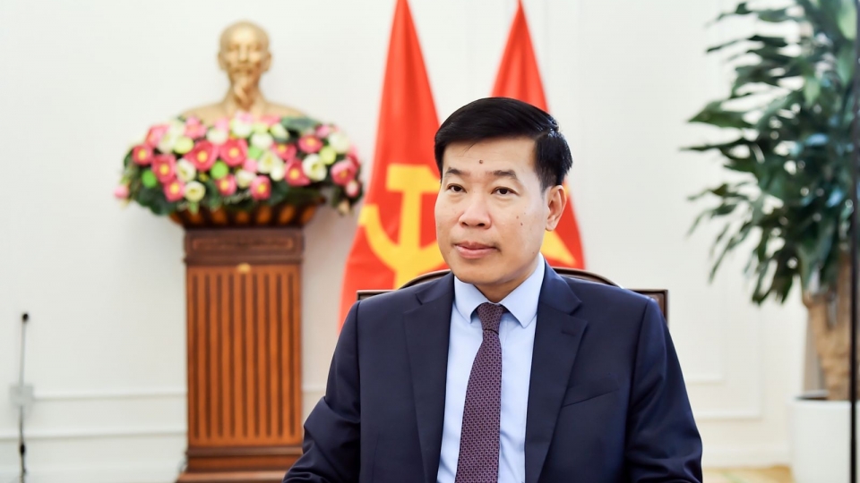 tong_bi_thu_chu_tich_nuoc_to_lam_tham_an_do_mo_xung_luc_moi_viet_-_an.jpeg