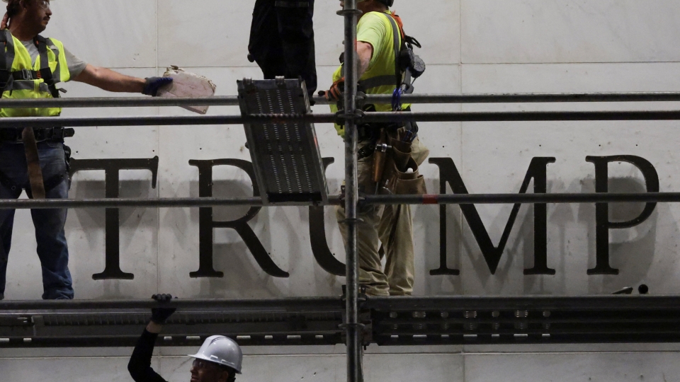 2026-06-13T050551Z_1686092527_RC2TSLAIIUJL_RTRMADP_3_USA-TRUMP-KENNEDY-CENTER.JPG