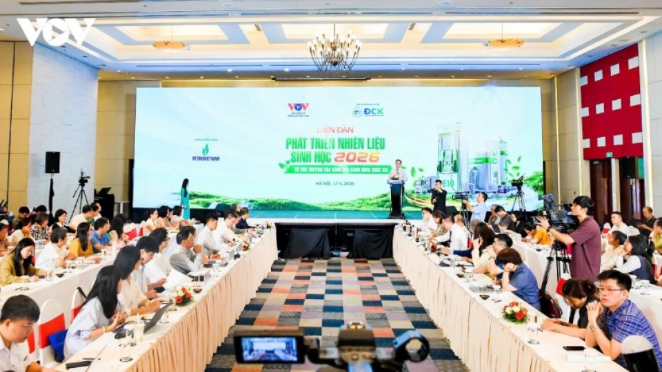 At the forum in Hanoi.jpg