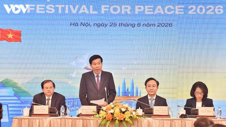Deputy Foreign Minister Nguyen Manh Cuong speaks at the press conference.jpg