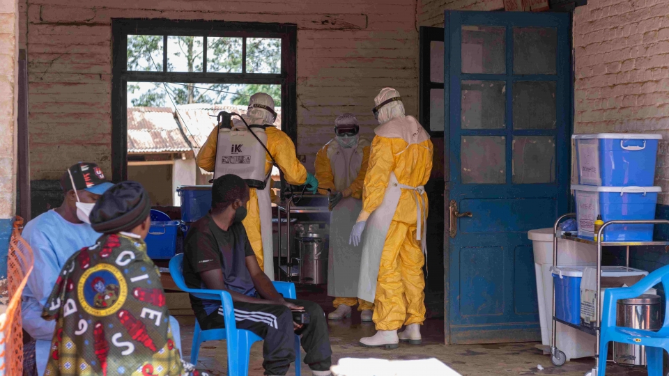 Ebola.jpg