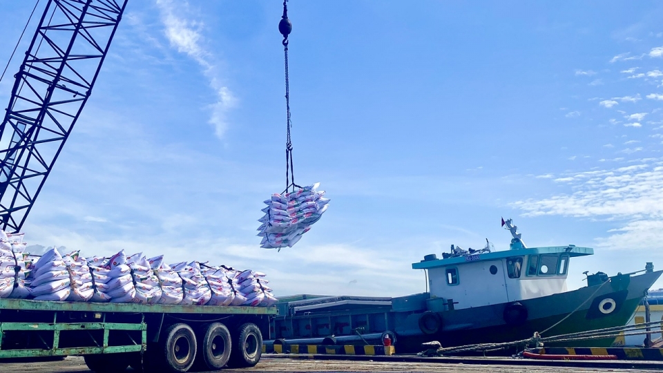 Hệ thống logistics của thành phố Cần Thơ và của vùng vẫn còn nhiều hạn chế.jpg