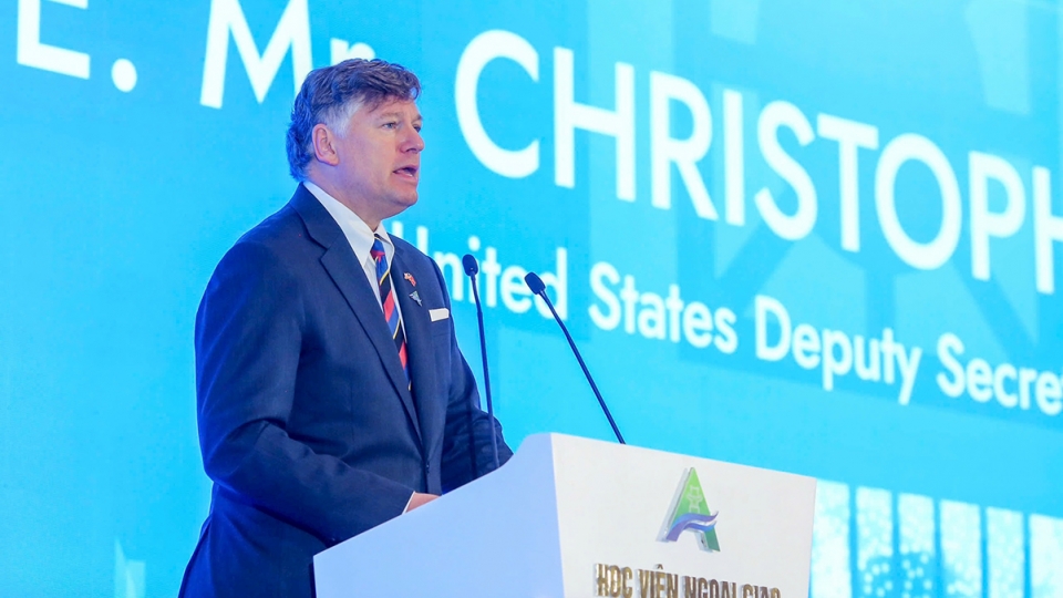 United States Deputy Secretary of State Christopher Landau speaks at the third ASEAN Future Forum in Hanoi on June 10, 2026.jpg