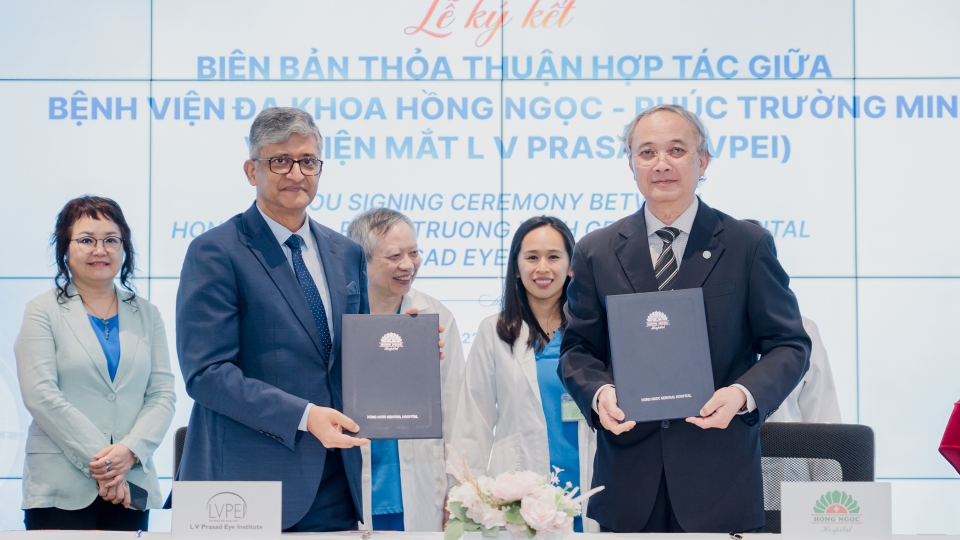 Vietnam and India strengthen specialized cooperation in corneal transplantation and ophthalmic pathology.jpg