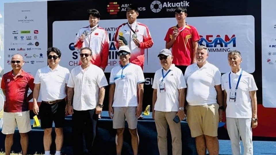 Vietnam swimmer Huy Hoang wins Asian bronze medal.jpg