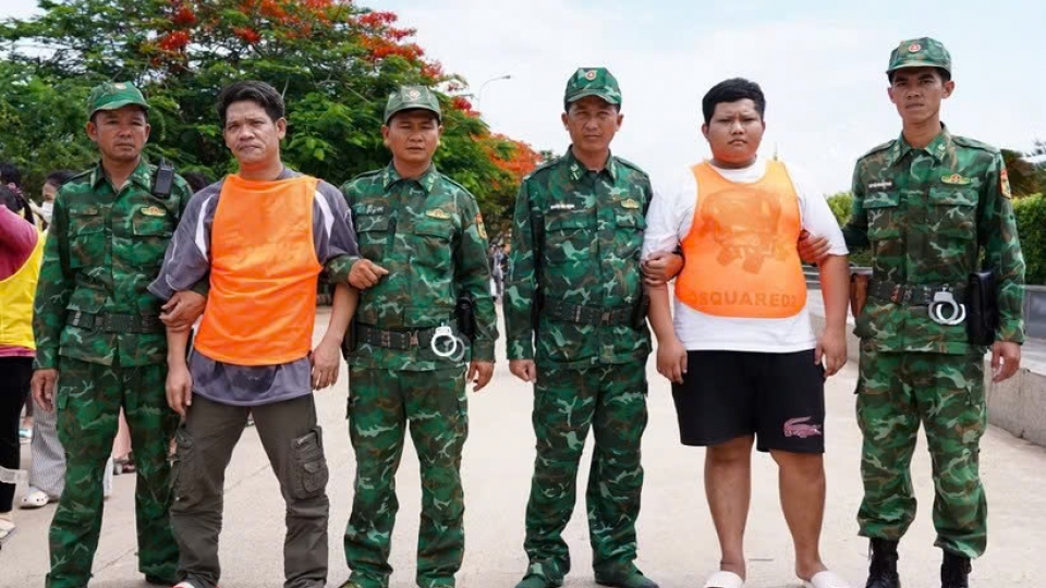 Vietnamese ctizens repatriated from Cambodia.jpg