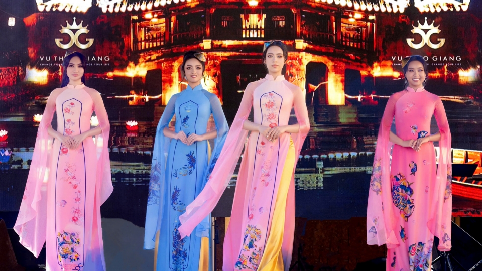 ao_dai_tu_binh_phu_quy_2.jpg