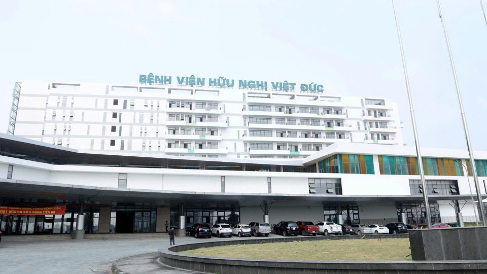 bệnh viện việt đức.jpg