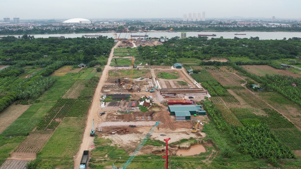Toàn cảnh cầu Tứ Liên, biểu tượng mới bên sông Hồng của Hà Nội đang thành hình