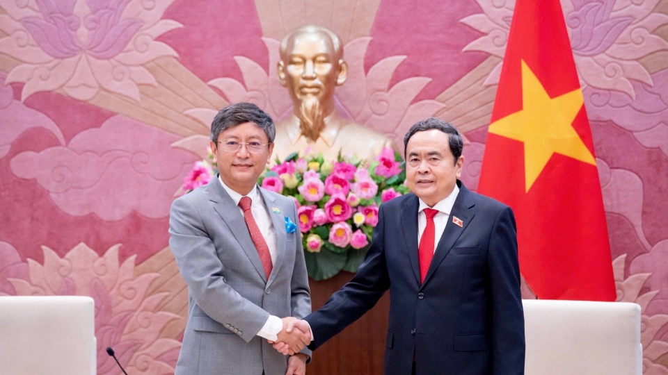 Chủ tịch Quốc hội Trần Thanh Mẫn tiếp Đại sứ Ấn Độ tại Việt Nam