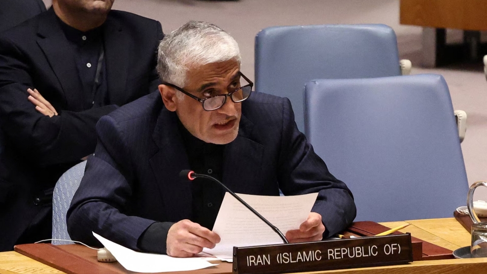 dai su Iran tai Lien hop quoc Amir Saeid Iravani phat bieu, Cong hoa Hoi giao Iran -reu.jpg
