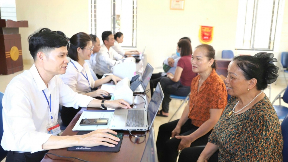diem_phuc_vu_hanh_chinh_cong_luu_dong_xa_quyet_thang_duoc_to_chuc_tai_nha_van_hoa_thon_tram_khe.jpg