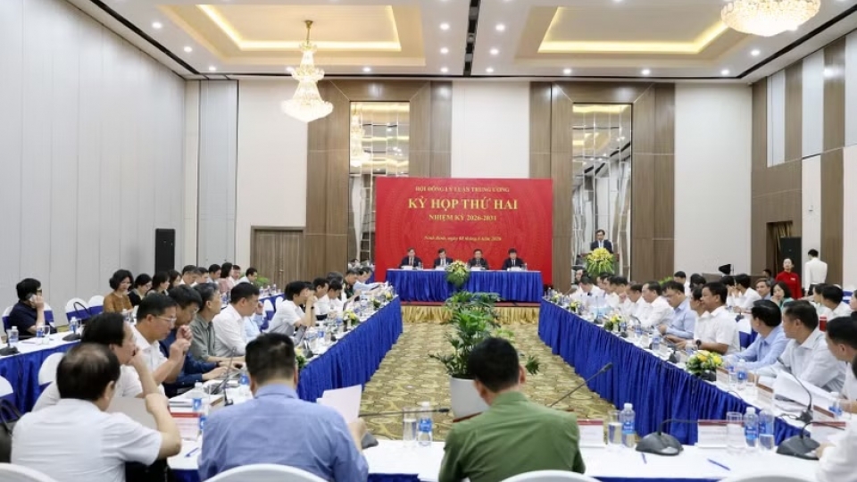hoi-dong-ly-luan-trung-uong_jpg.jpg