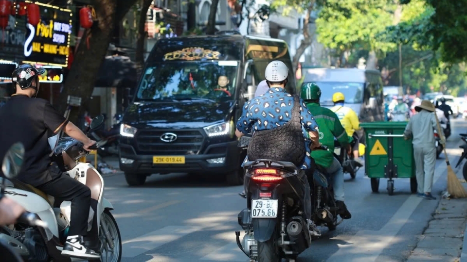 lơ emission zone - hanoi.jpg