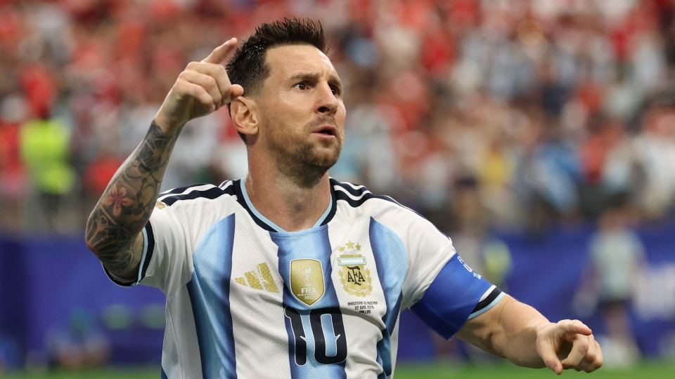 messi noi gi khi tro thanh chan sut vi dai nhat lich su world cup.JPG