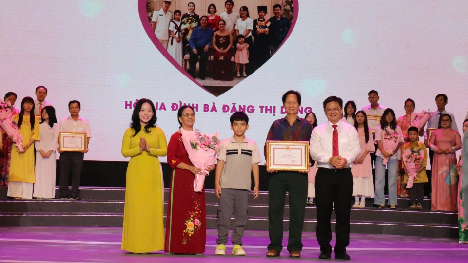 ong_nguyen_manh_cuong_nhan_manh.jpg