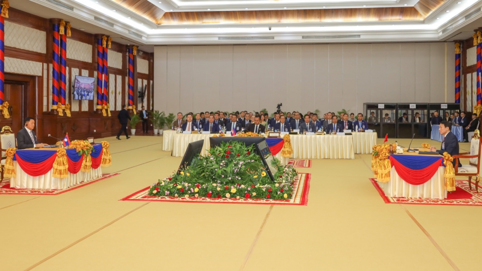 quang_canh_cuoc_hop_rs.jpg