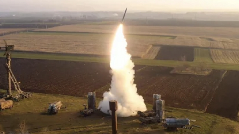 5v55-phong-tu-s-300-ukraine.jpeg