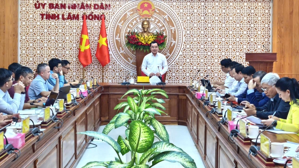 Bo truong Nguyen Dinh Khang 3.jpg