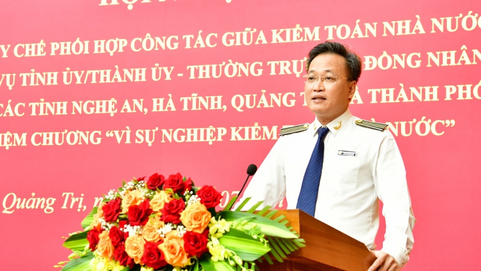Tổng Kiểm toán nhà nước Nguyễn Hữu Nghĩa phát biểu tại Hội nghị.jpg