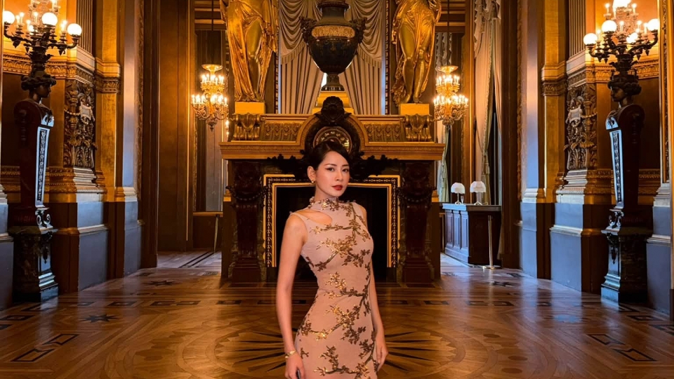 Sao Việt 16-7: Chi Pu "đắm chìm" trong vẻ đẹp lộng lẫy của Paris