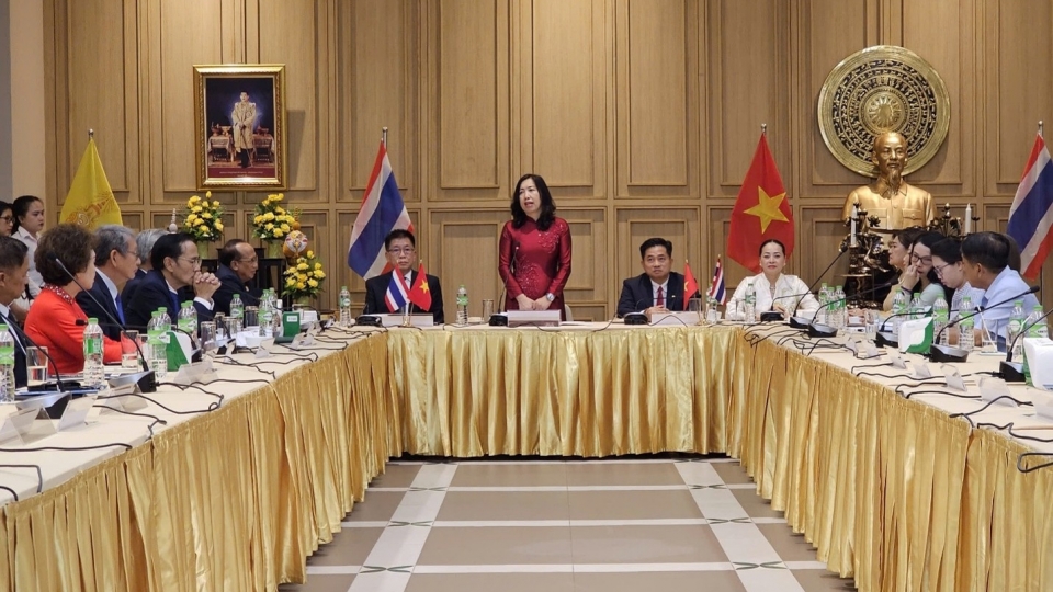 co-thai-lan-viet-nam-thu-truong-hang-lam-viec-voi-tong-hoi-nguoi-viet-nam-toan-thai-lan-vov.jpg