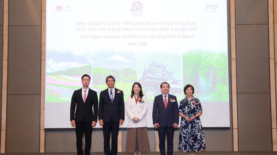 dai-dien-lanh-dao-nganh-du-lich-viet-nam-va-dai-dien-co-quan-xuc-tien-du-lich-nhat-ban-tai-viet-nam.jpg