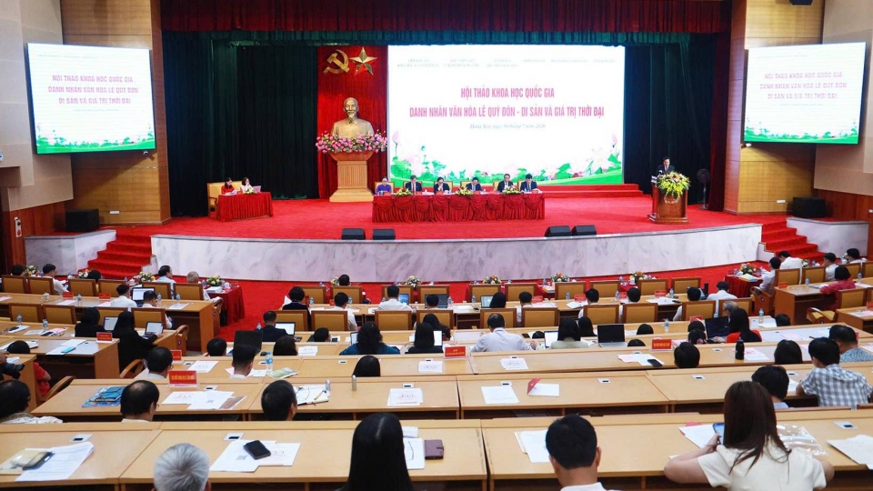 hoi-thao-ve-danh-nhan-van-hoa-le-quy-don-1-1.jpg