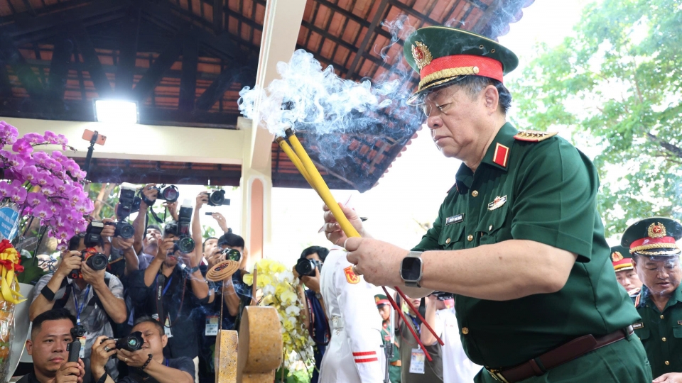 Xúc động hành trình đưa các liệt sĩ trở về từ Công viên Lê Thị Riêng