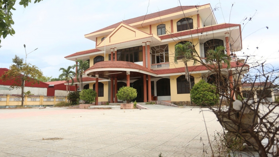 nhieu-tru-so-doi-du-sau-sap-nhap-tinh-quang-tri-khong-duoc-su-dung.jpg