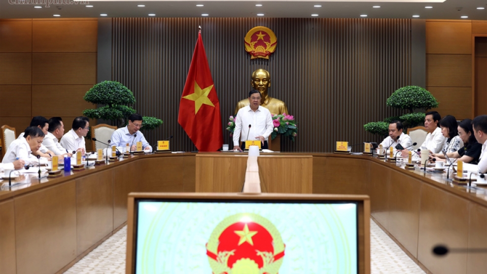 pho-thu-tuong-pham-gia-tuc.png