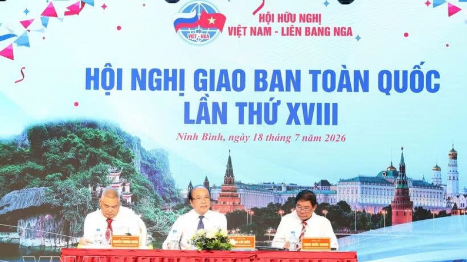 russia-vietnam.jpg